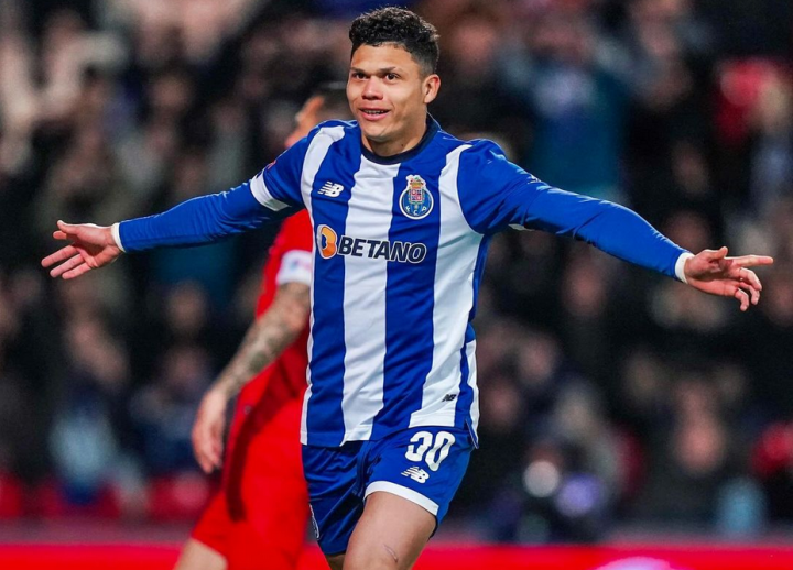 加时末段突围战来临,阿斯顿维拉围绕葡超主帅复盘,管理层满意,临场指挥获称赞的简单介绍 加时末段突围战来临,阿斯顿维拉围绕葡超主帅复盘,管理层满意,临场指挥获称赞的简单介绍